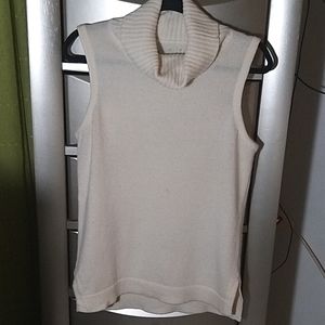 Off white turtleneck sleeveless sweater